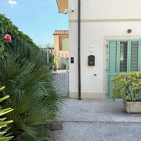 Cuore Di Nozzano Castello ルッカ